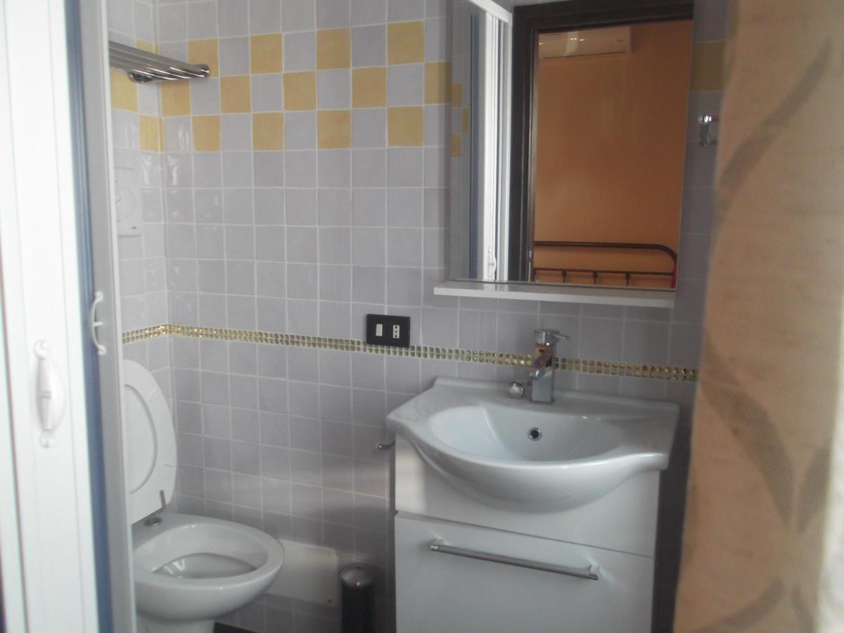 Perla Del Mare Bed & Breakfast Bari Exterior photo